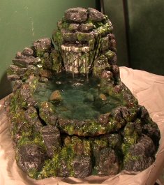 Rainforest waterfall for a terrarium